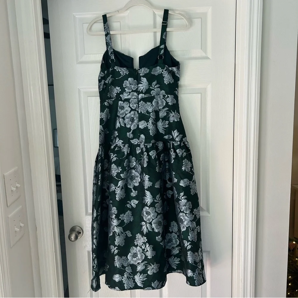 Lulu’s Major Flirtation Emerald Floral Jacquard Drop Waist Midi Dress - Picture 6 of 7